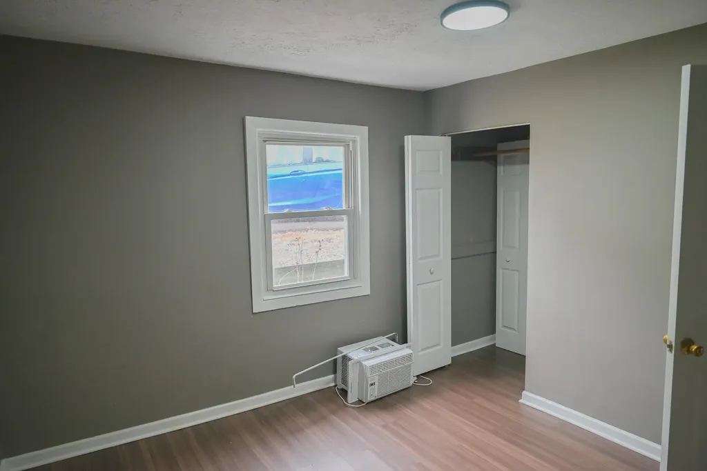 207 W 4th Street Millersburg KY 40348