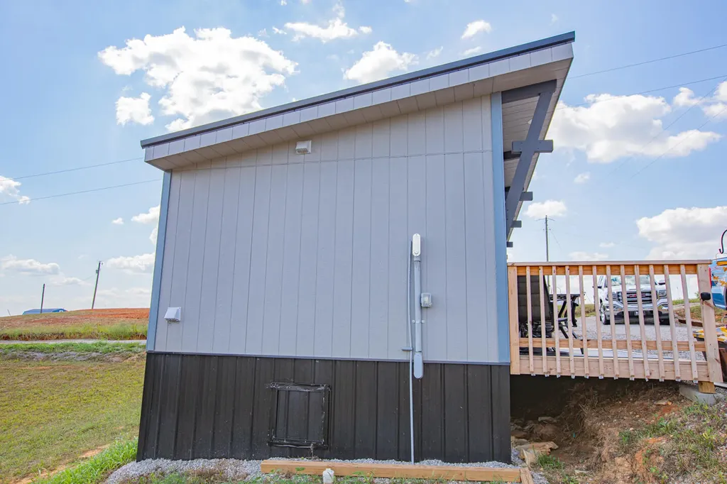 15 Harlan Road Faubush KY 42544
