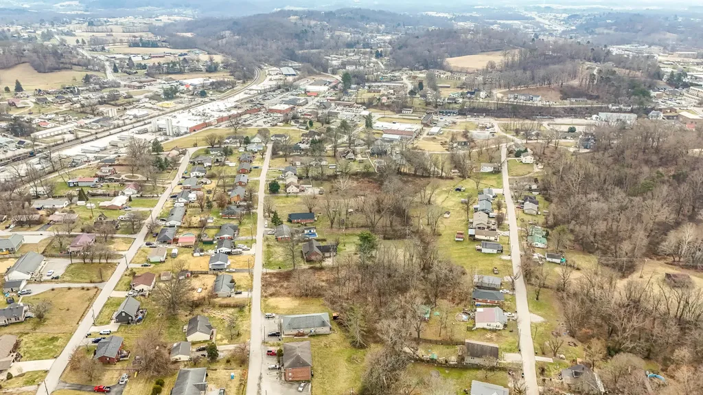 125 Oak Street London KY 40741