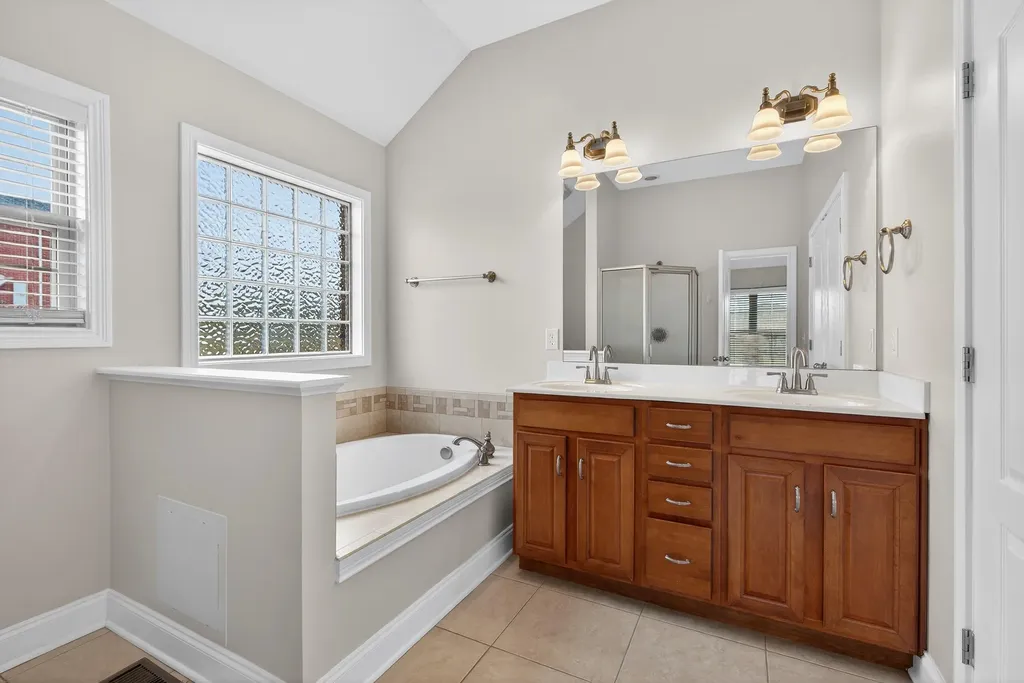 406 Red Square Court Richmond KY 40475