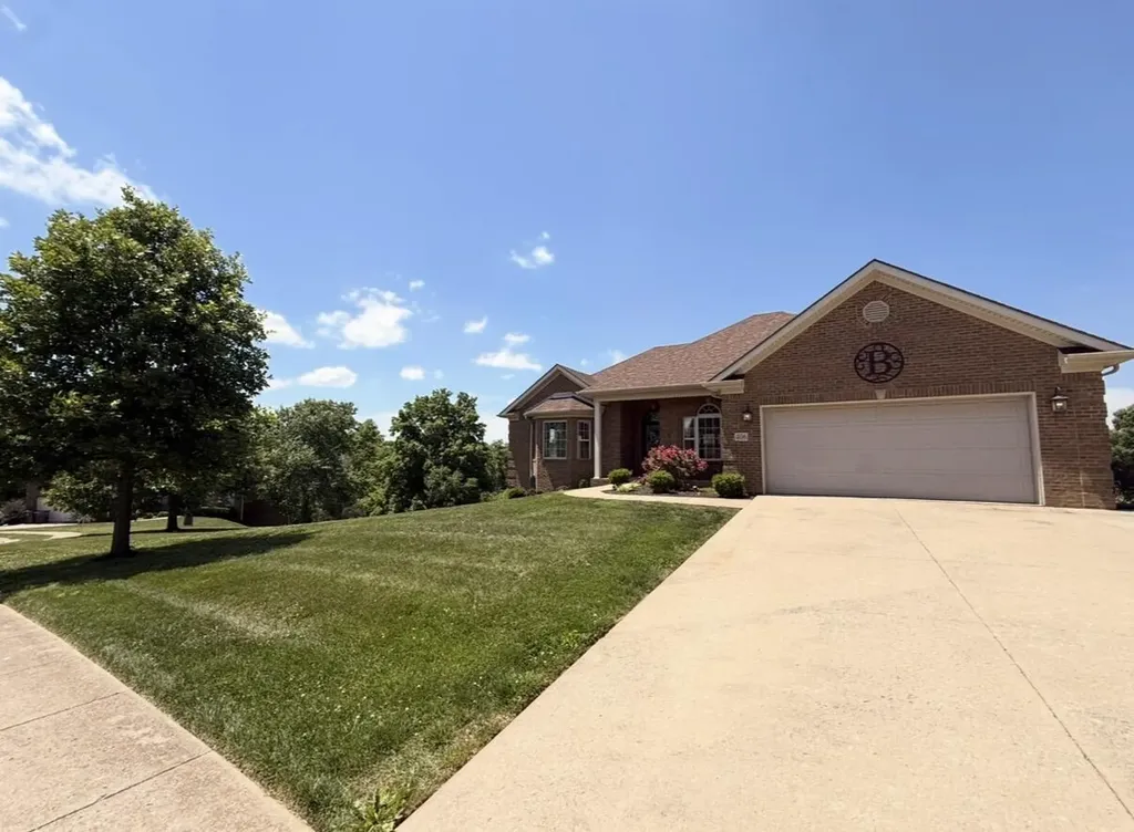 406 Red Square Court Richmond KY 40475