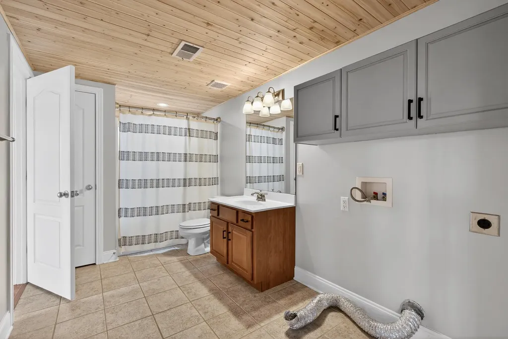 406 Red Square Court Richmond KY 40475