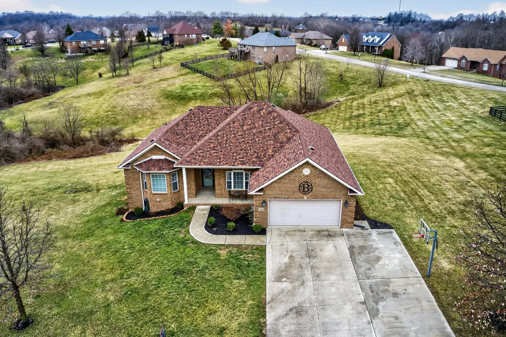 406 Red Square Court Richmond KY 40475