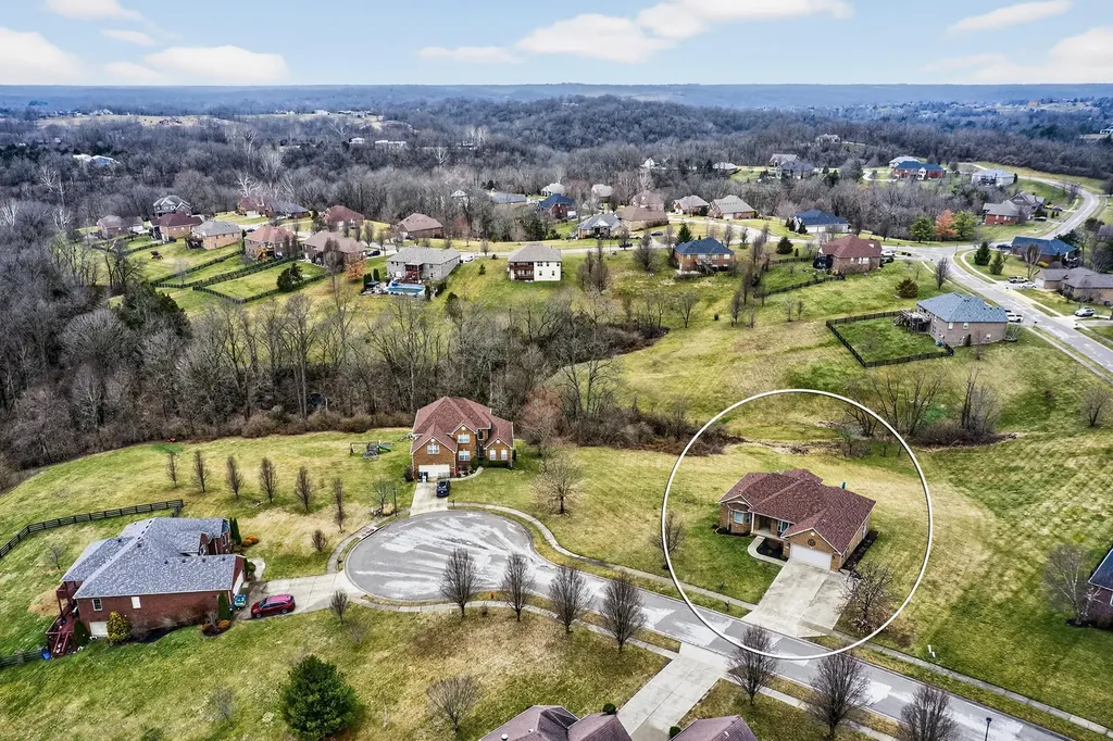 406 Red Square Court Richmond KY 40475