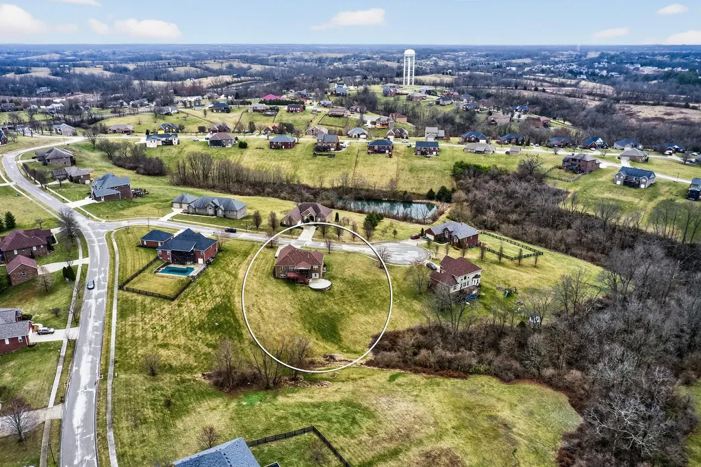 406 Red Square Court Richmond KY 40475