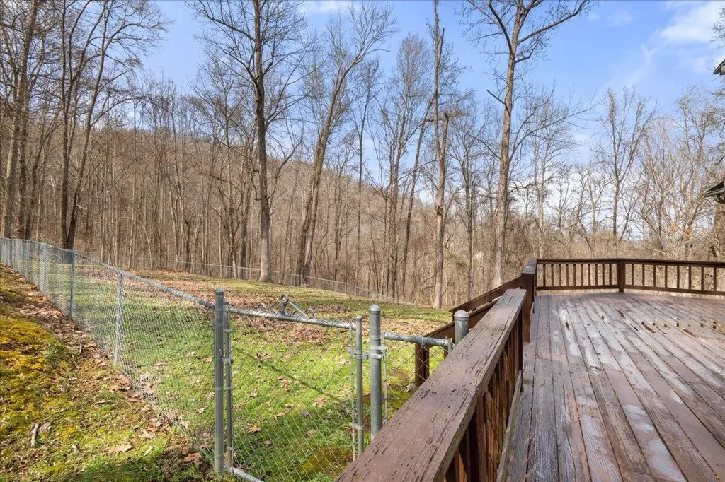 663 Red Bird Road Williamsburg KY 40769