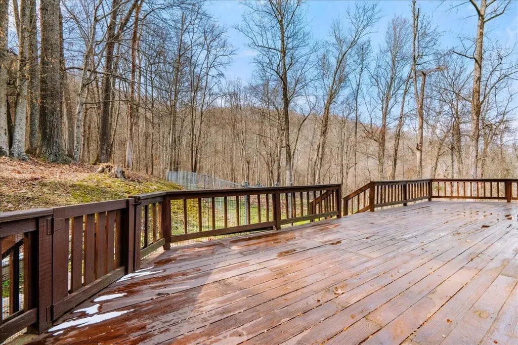 663 Red Bird Road Williamsburg KY 40769