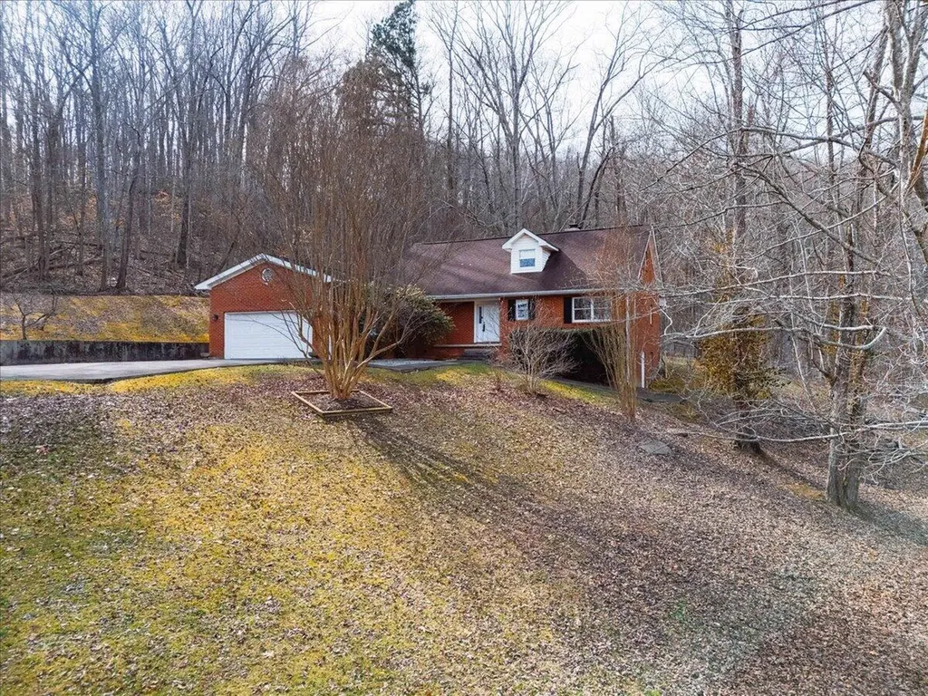 663 Red Bird Road Williamsburg KY 40769