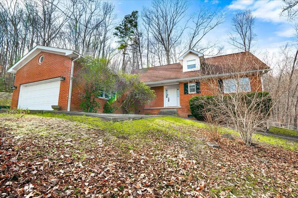 663 Red Bird Road Williamsburg KY 40769