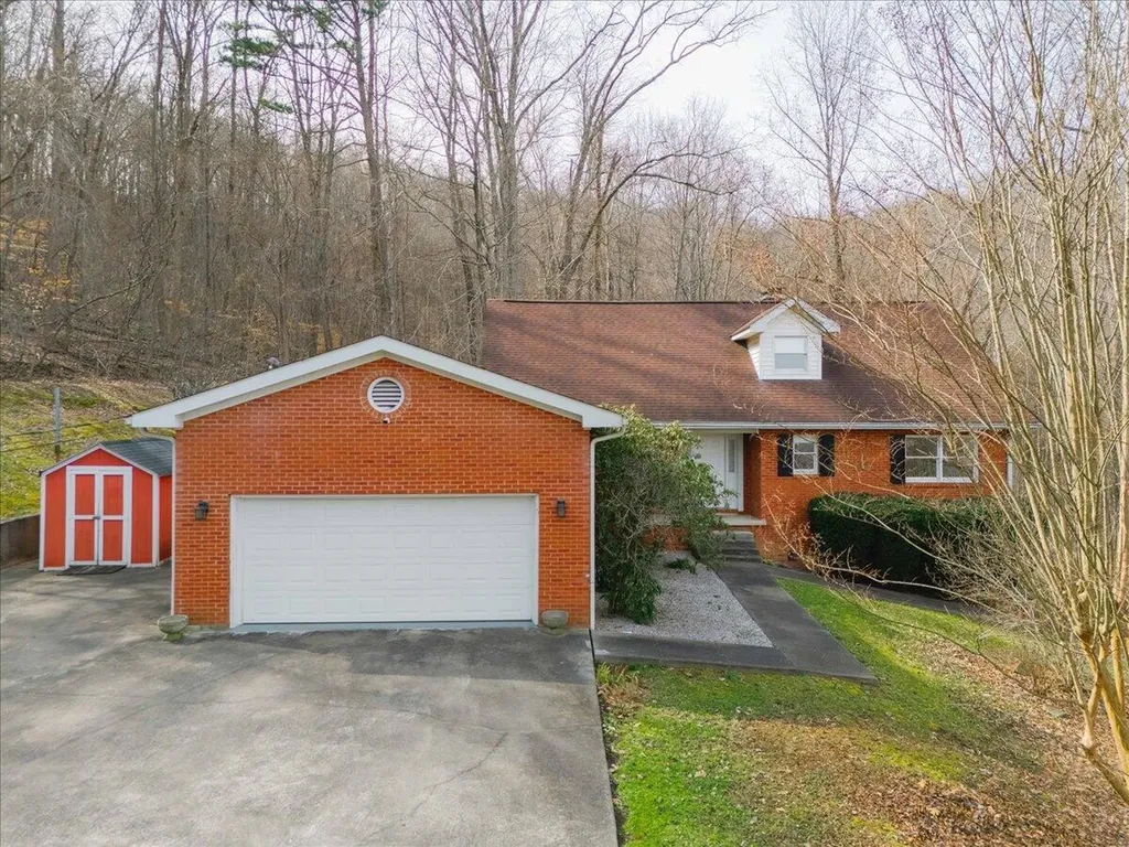 663 Red Bird Road Williamsburg KY 40769