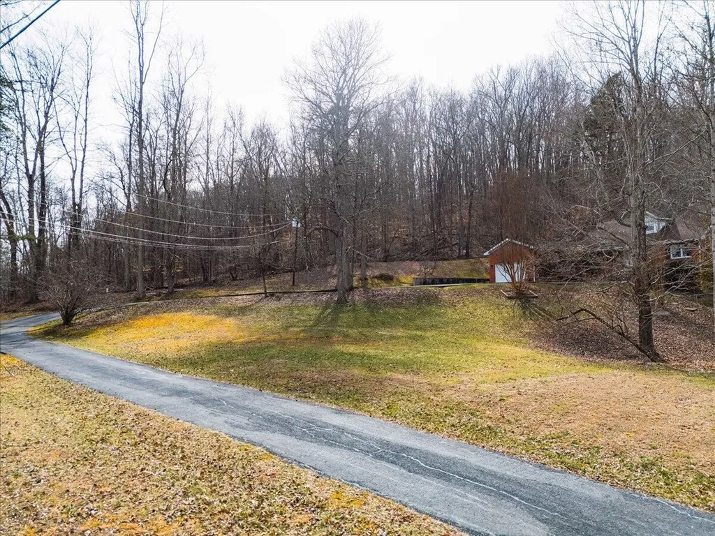 663 Red Bird Road Williamsburg KY 40769