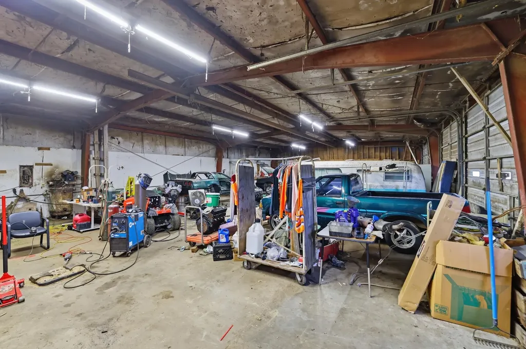 1001 U.s. 27 Stanford KY 40484