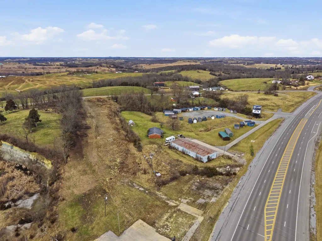 1001 U.s. 27 Stanford KY 40484