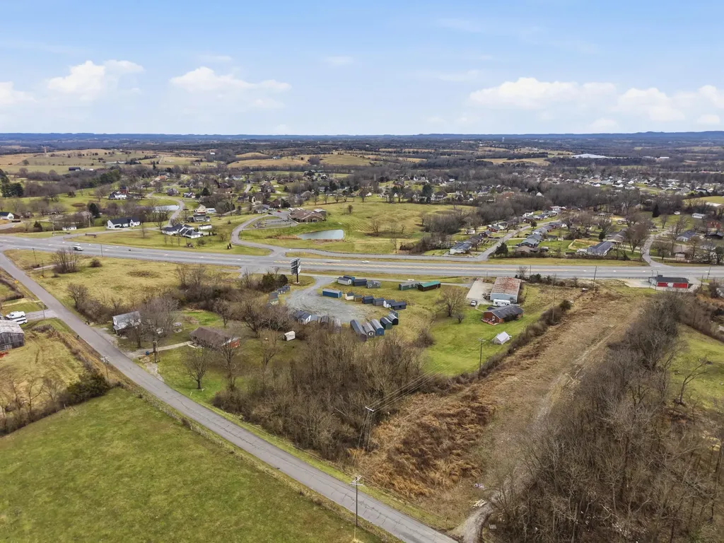 1001 U.s. 27 Stanford KY 40484