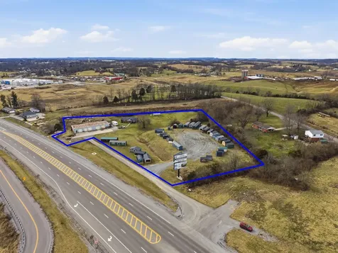 1001 U.s. 27 Stanford KY 40484