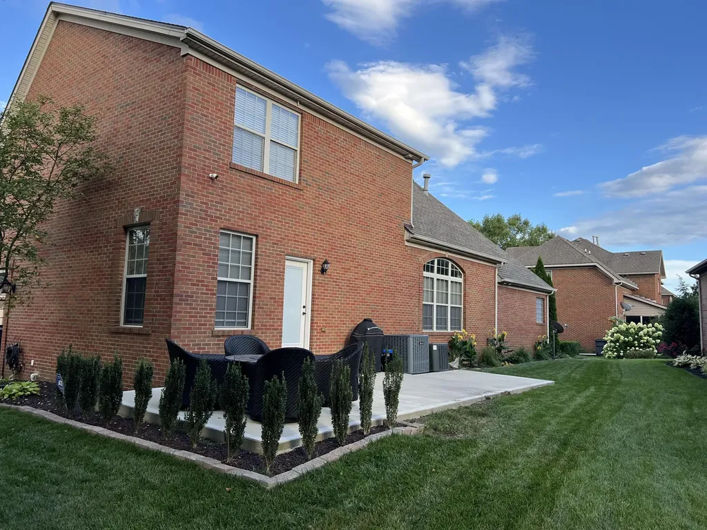 2433 Rockminster Road Lexington KY 40509