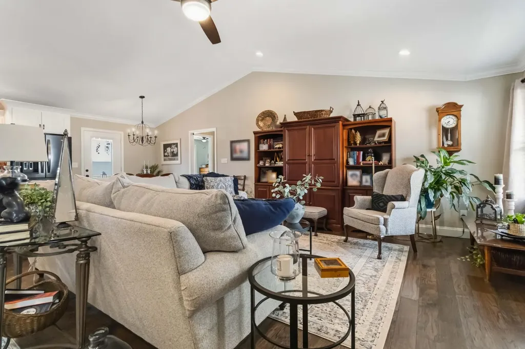 336 Caribou Drive London KY 40744