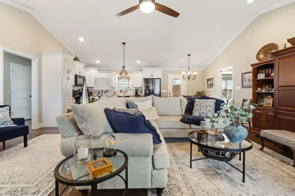 336 Caribou Drive London KY 40744