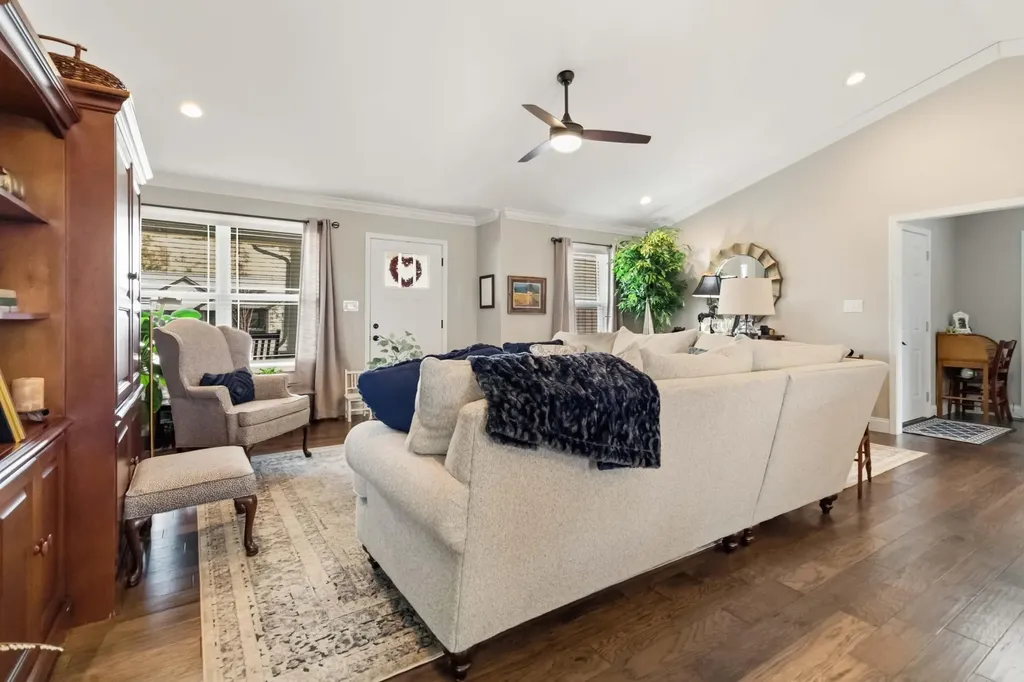 336 Caribou Drive London KY 40744