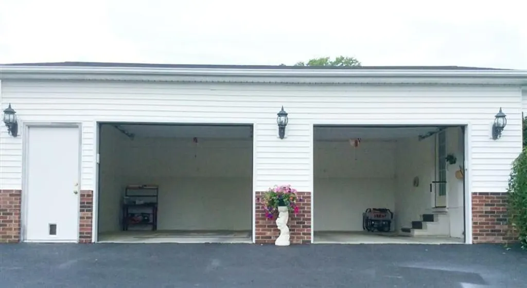 4301 Spencer Pike Mt Sterling KY 40353