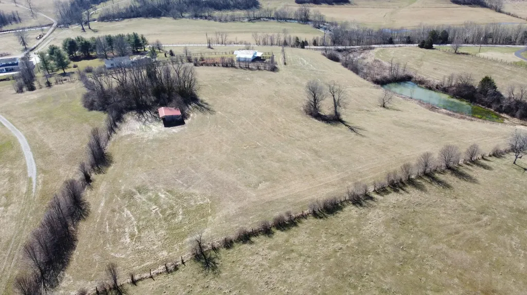 4301 Spencer Pike Mt Sterling KY 40353