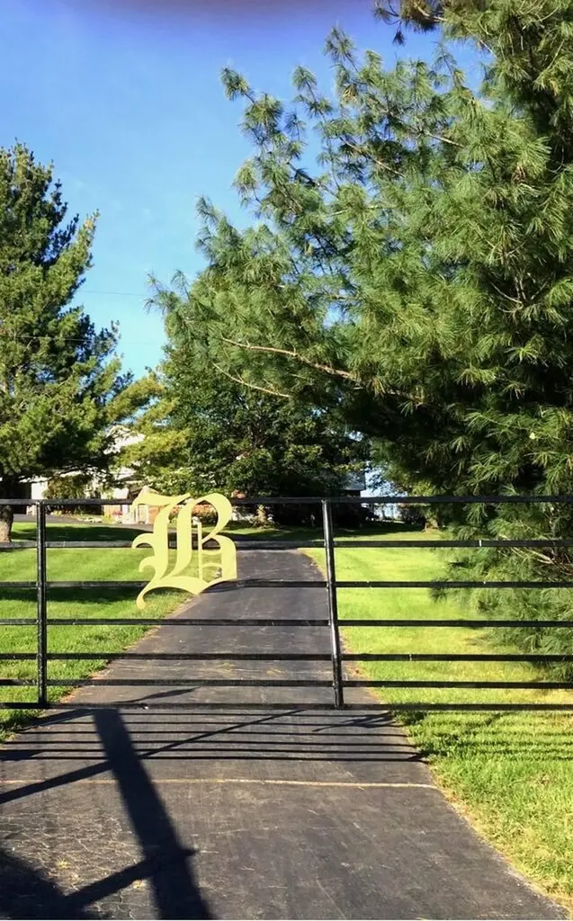 4301 Spencer Pike Mt Sterling KY 40353