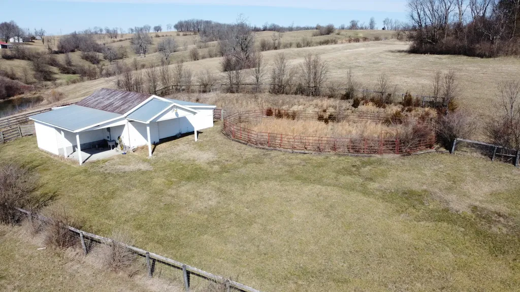 4301 Spencer Pike Mt Sterling KY 40353
