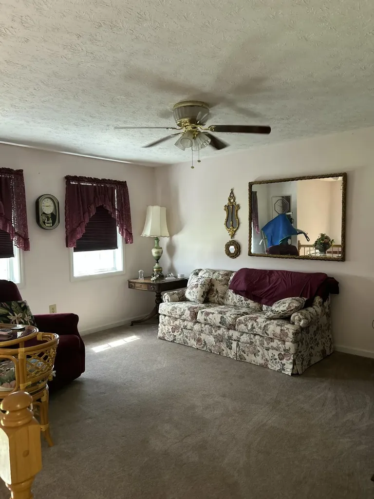 4301 Spencer Pike Mt Sterling KY 40353