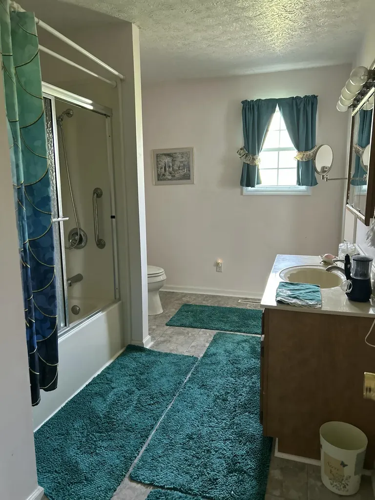 4301 Spencer Pike Mt Sterling KY 40353