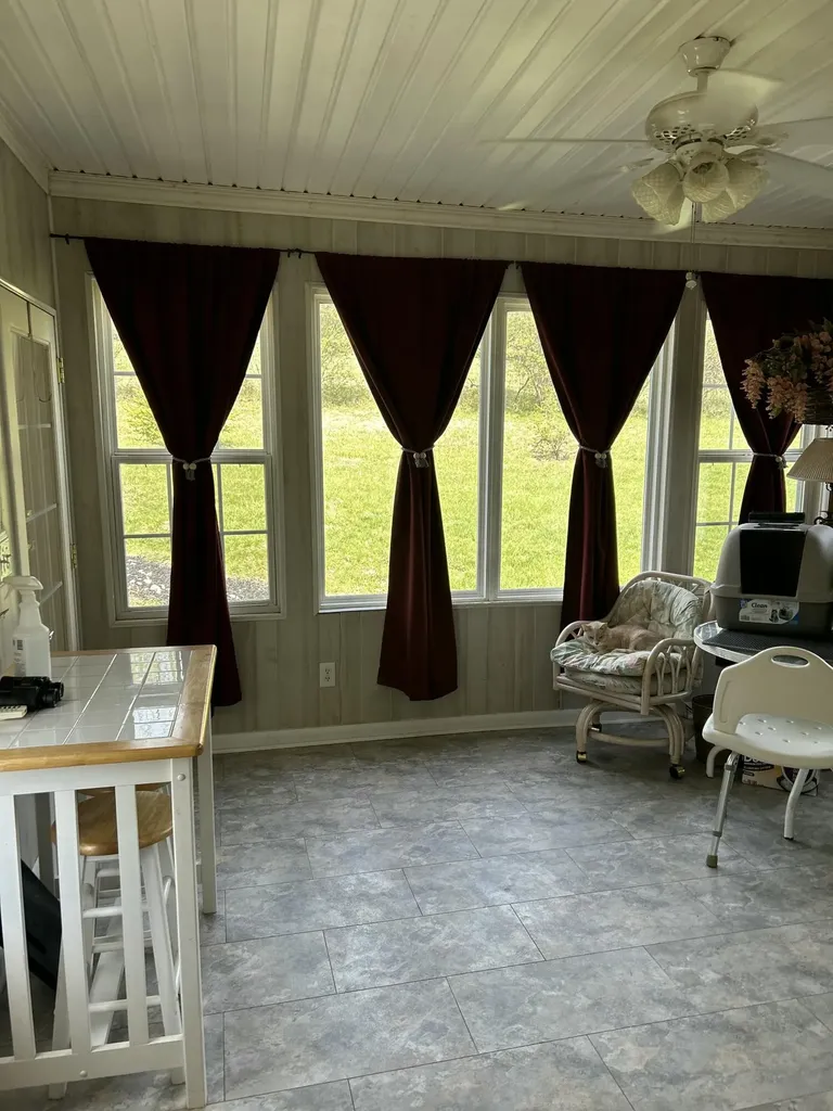4301 Spencer Pike Mt Sterling KY 40353