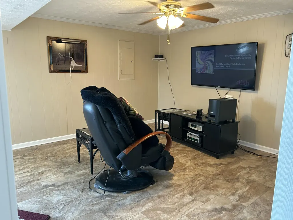 4301 Spencer Pike Mt Sterling KY 40353