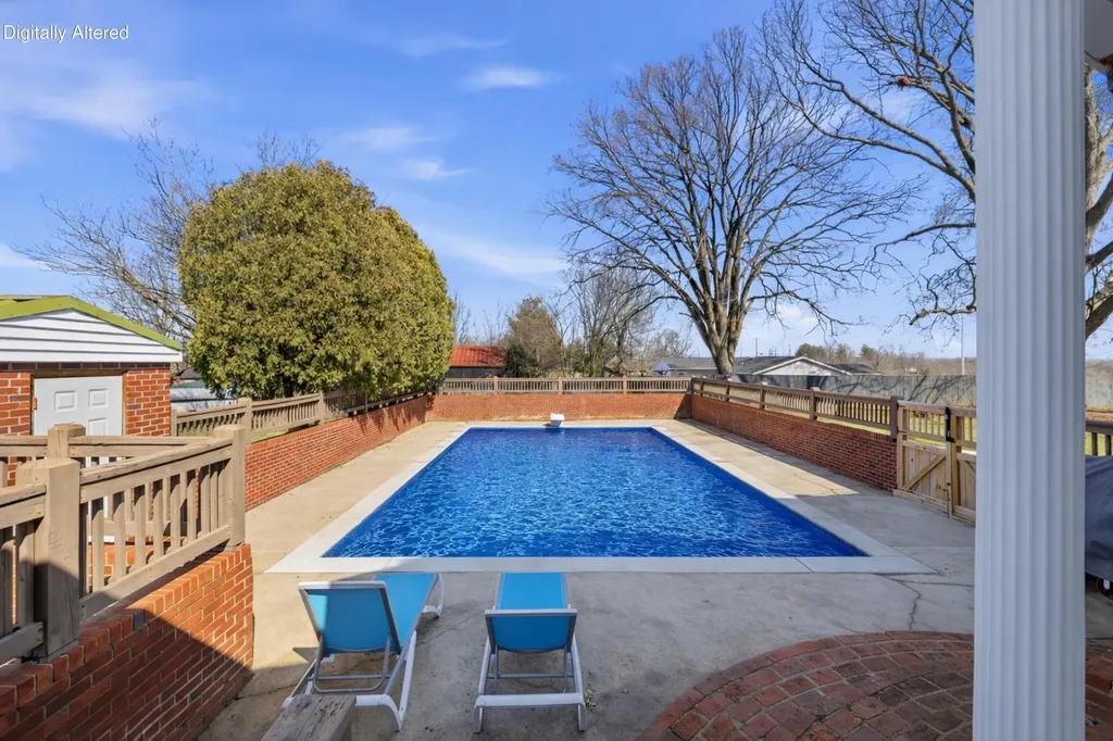 1253 Millersburg Road Paris KY 40361