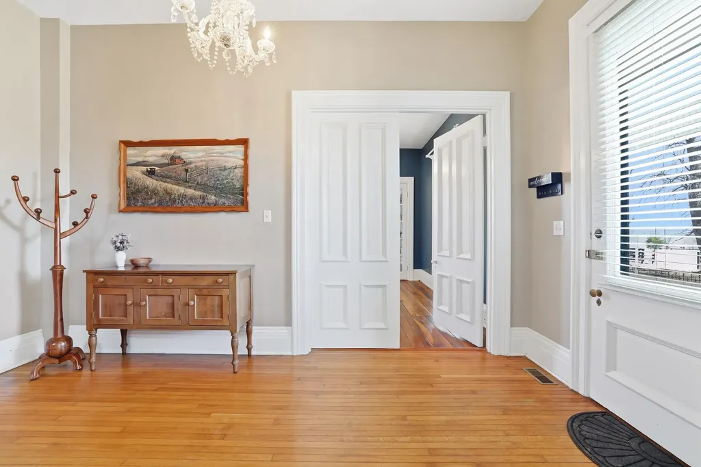 1253 Millersburg Road Paris KY 40361