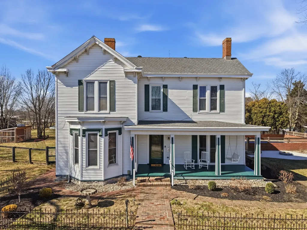 1253 Millersburg Road Paris KY 40361