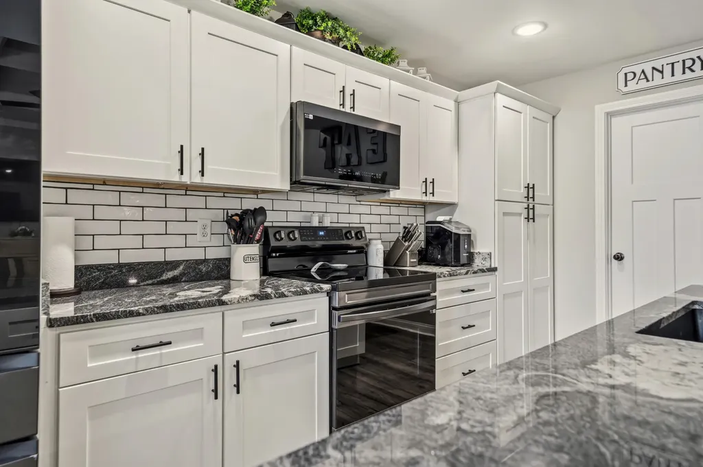 1057 Mission Drive Richmond KY 40475