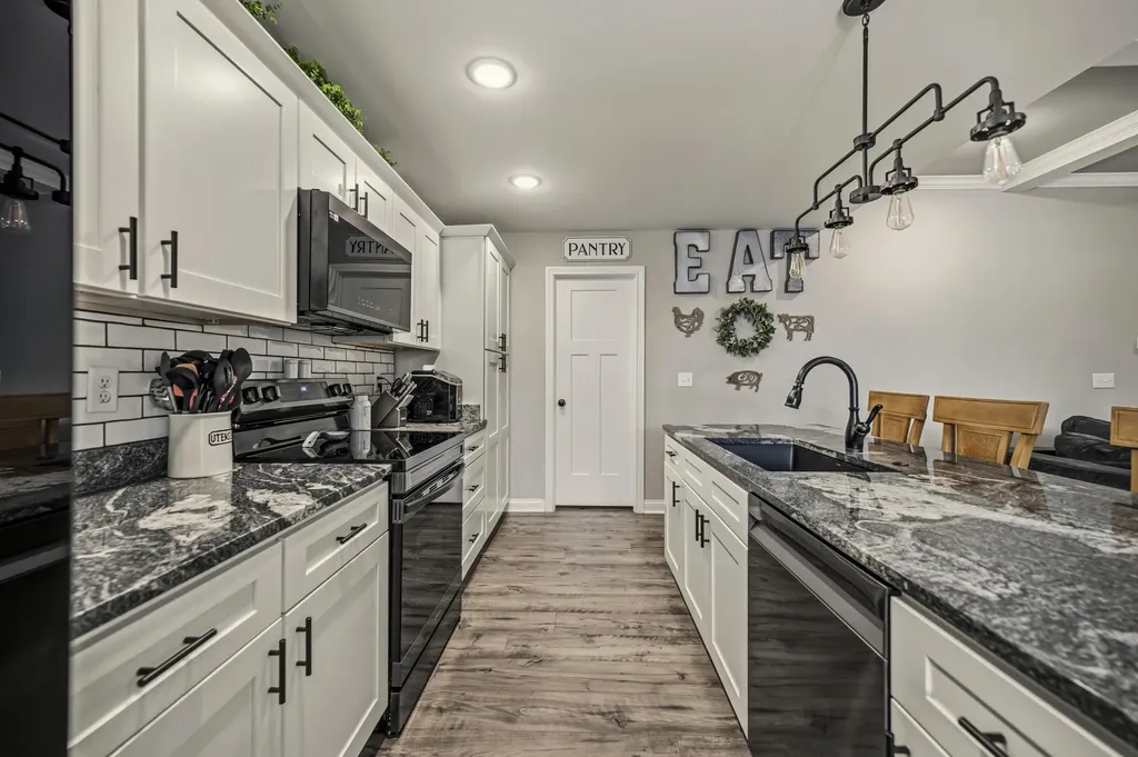 1057 Mission Drive Richmond KY 40475
