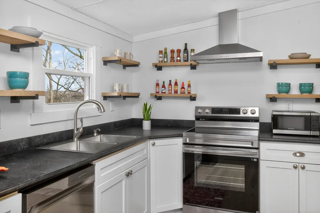 252 Oster Drive Harrodsburg KY 40330