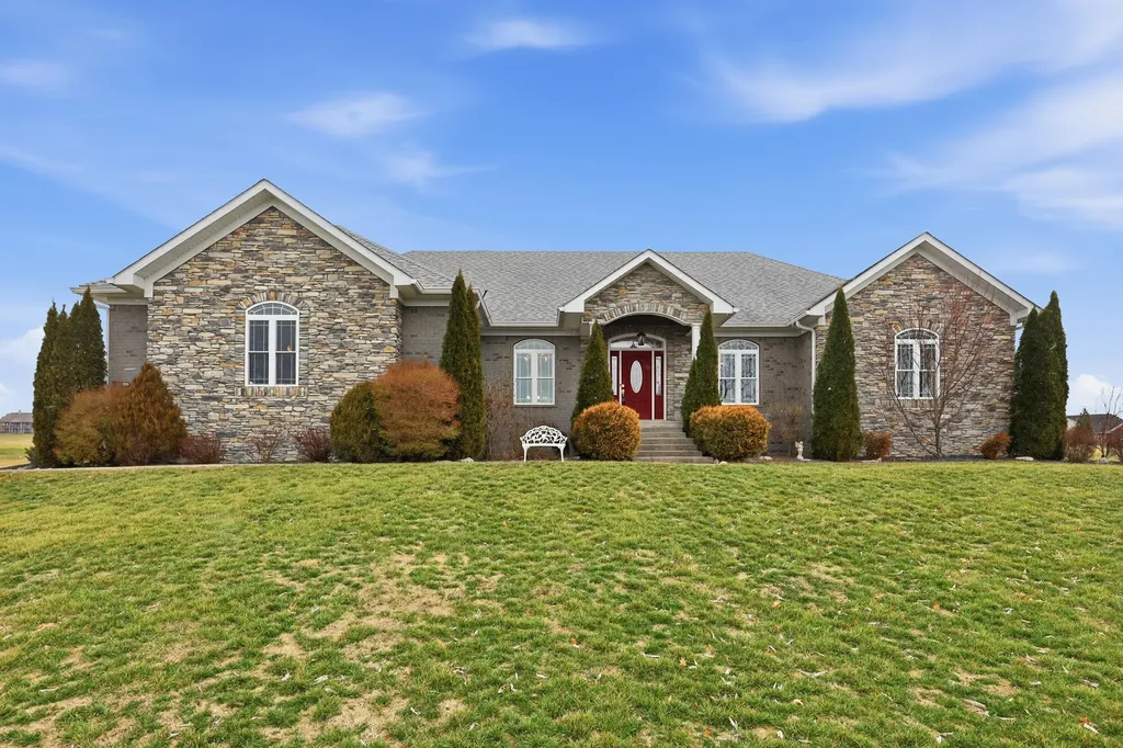 435 Avawam Drive Richmond KY 40475