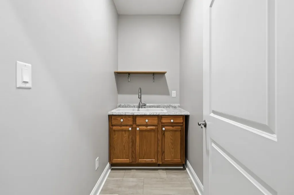 435 Avawam Drive Richmond KY 40475