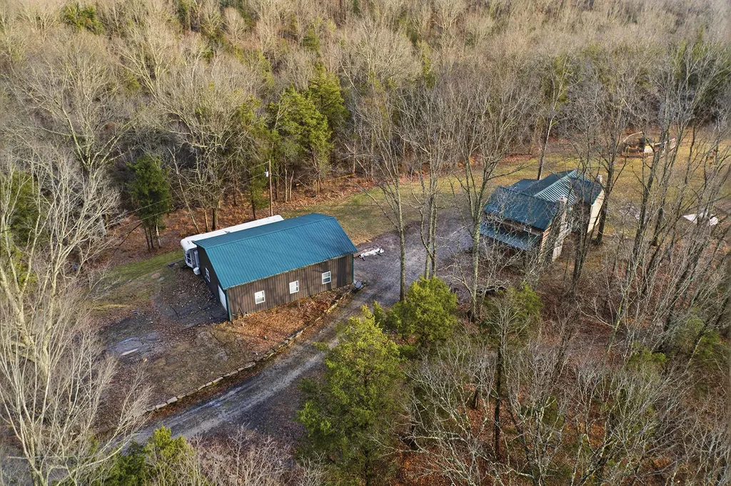 1248 Burke Road Lawrenceburg KY 40342