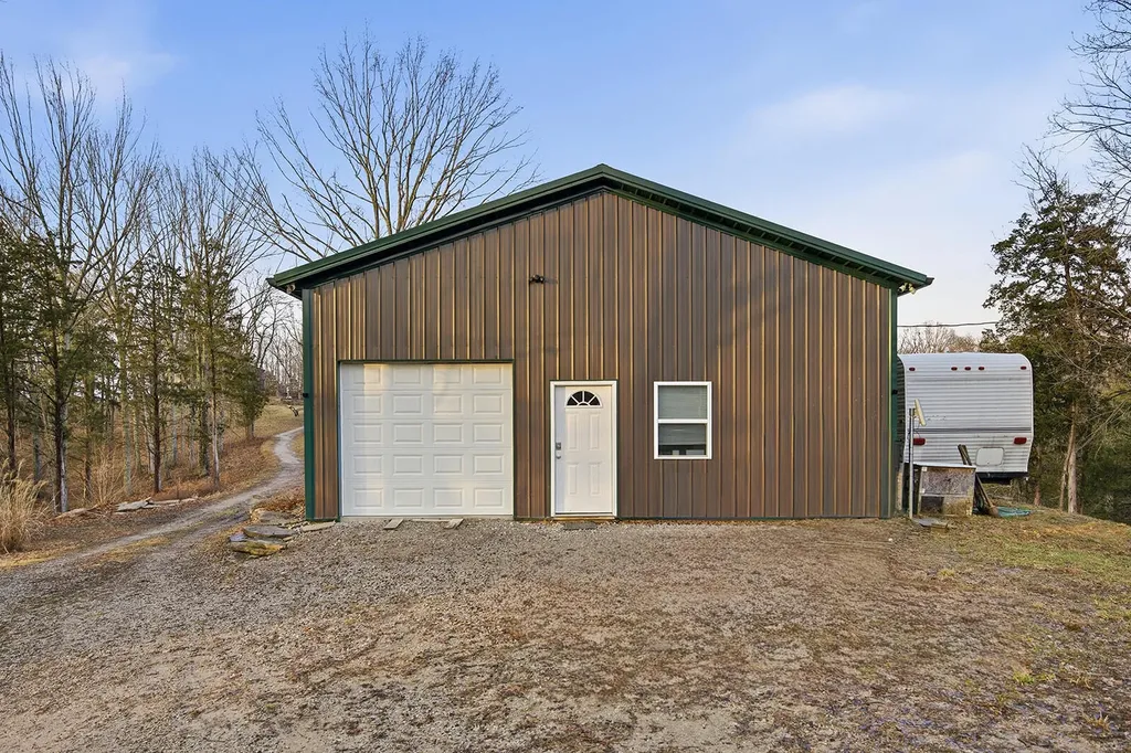 1248 Burke Road Lawrenceburg KY 40342