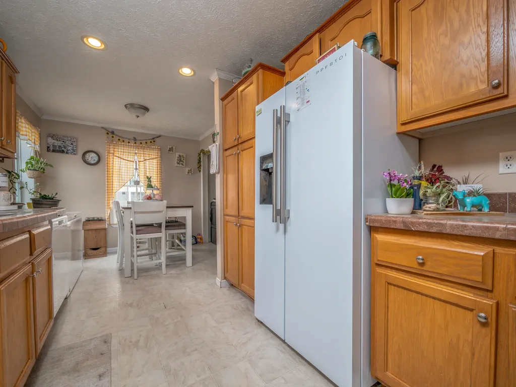 99 Kennedy Court Morehead KY 40351