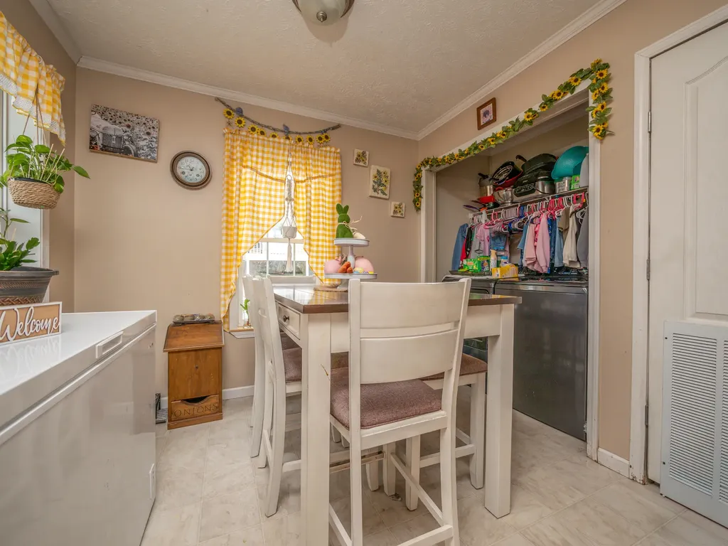 99 Kennedy Court Morehead KY 40351