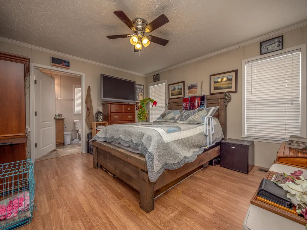 99 Kennedy Court Morehead KY 40351