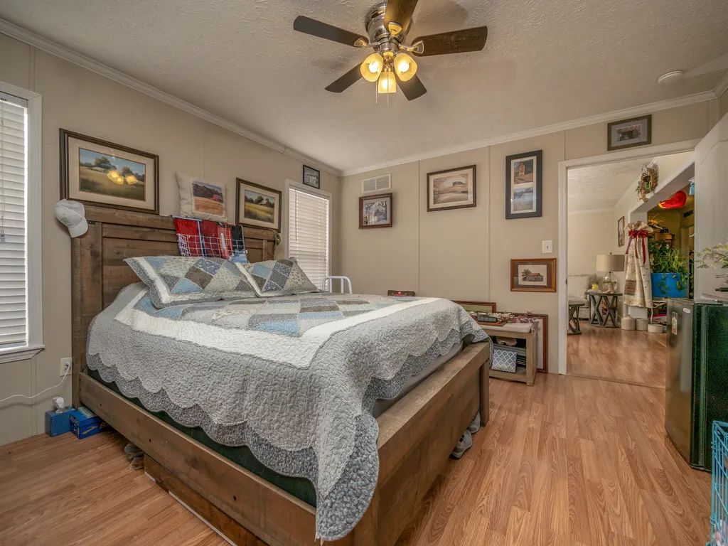 99 Kennedy Court Morehead KY 40351