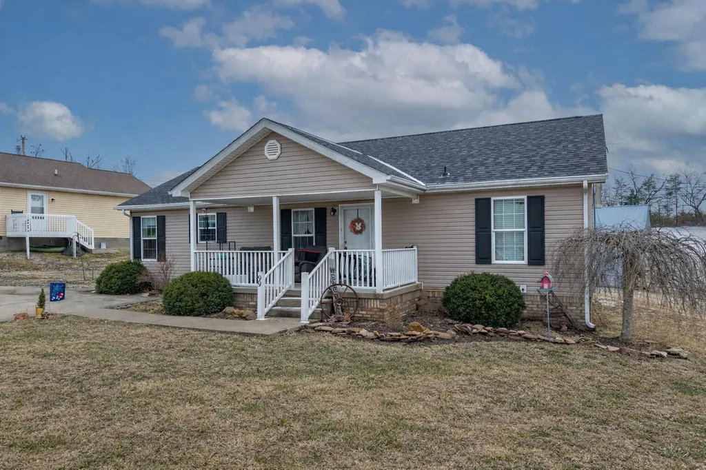 99 Kennedy Court Morehead KY 40351
