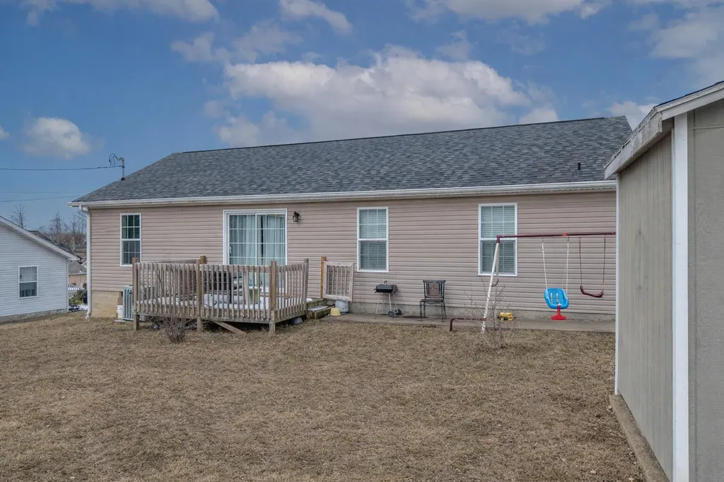 99 Kennedy Court Morehead KY 40351