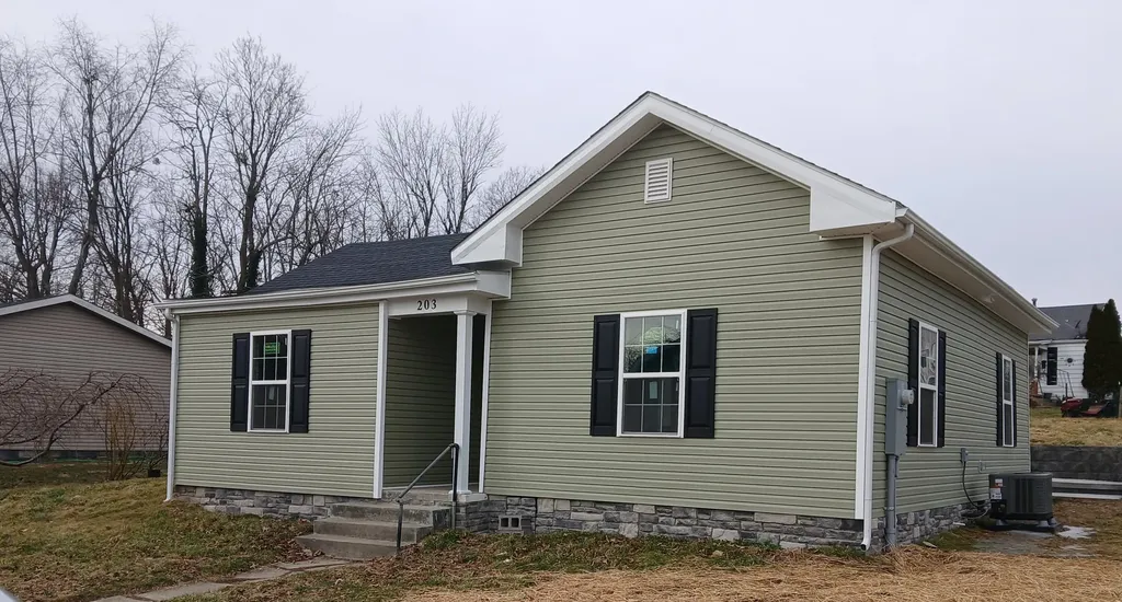 203 Whitley Avenue Stanford KY 40484