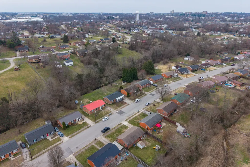 676 Cottonwood Drive Richmond KY 40475