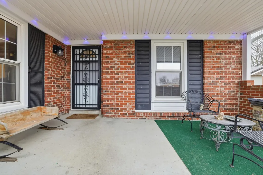 744 Kingston Road Lexington KY 40505